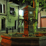Manosque by night - Fountain par Patrick.Raymond - Manosque 04100 Alpes-de-Haute-Provence Provence France