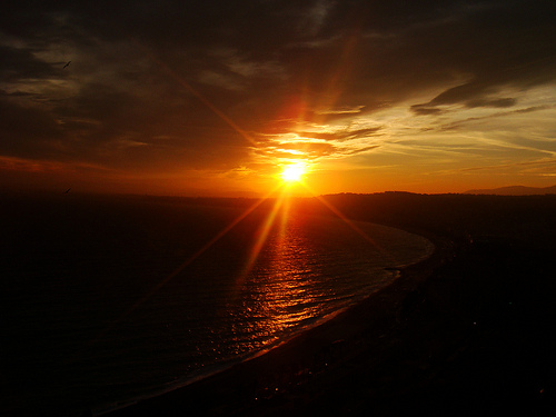 Vue sur Nice : sunset by Bombonnk